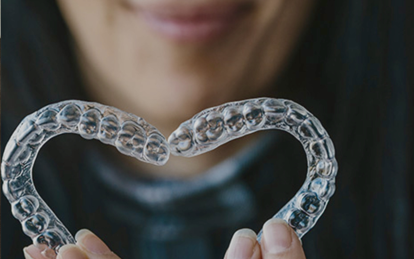 Clear Braces - Dr. David Monaghan